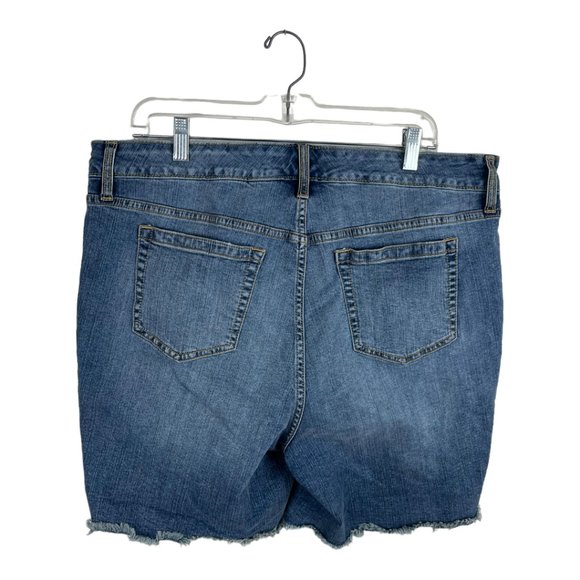 Torrid blue denim jean shirts Sz 18 cut offs raw hem bermuda distressed - Picture 3 of 6